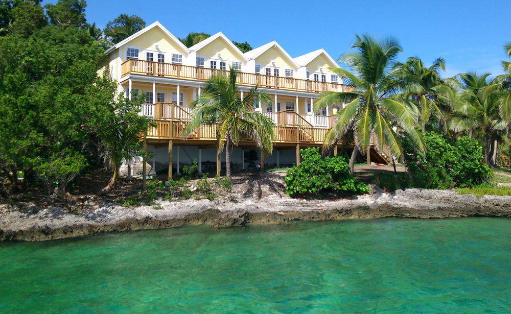 Bluff House Beach Resort & Marina Green Turtle Cay Екстериор снимка
